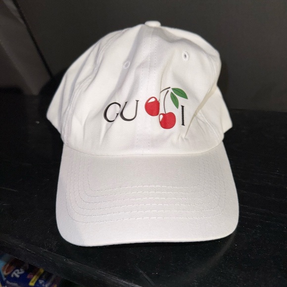 no label Accessories - Gu🍒🍒i White Cap Cherry Design NWOT